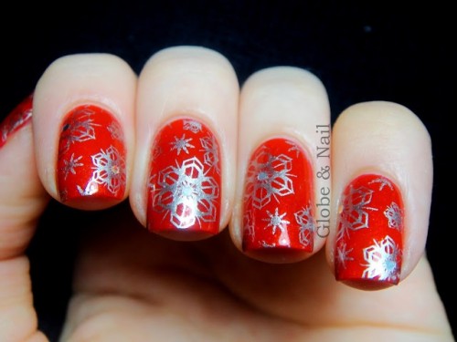 nail-art-rossa-neve