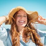 Come proteggere cute e capelli da mare, sole e scottature